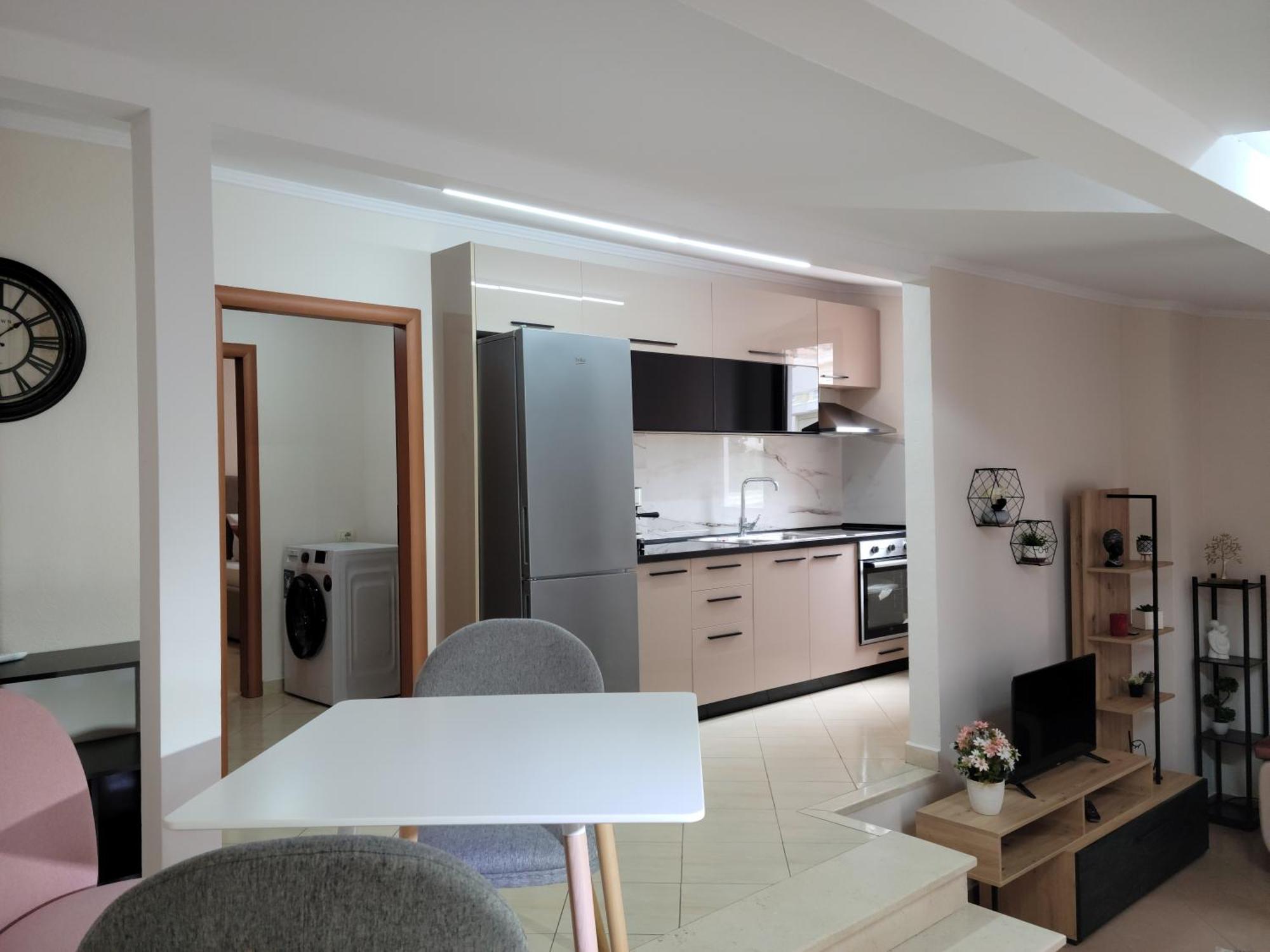 Gledis Apartment Tirana - Panoramic City Terrace Экстерьер фото